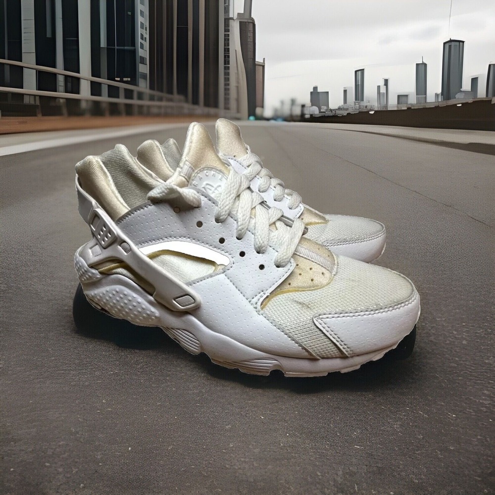 Nike Women's White and Cream Huarache Athletic Sneakers